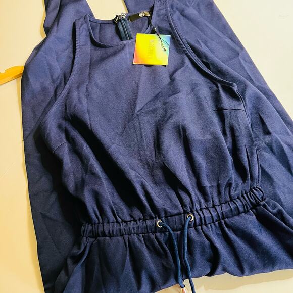 Missguided Sleeveless Drawstring Waist Cuffed Hem Jumpsuit Size 2 NWT Navy - Picture 6 of 6